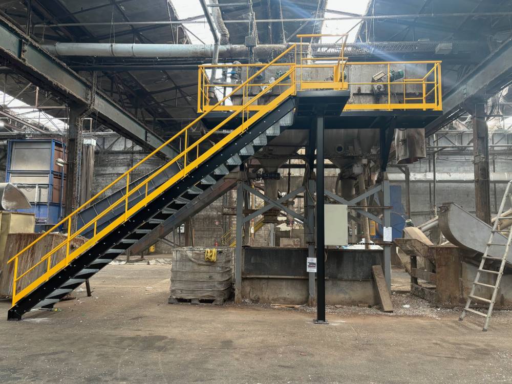 ESCALIER 2 ECOPLASTICS